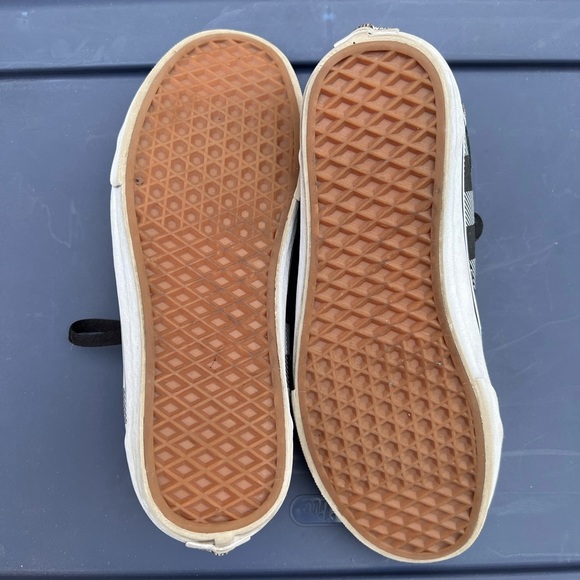 Vans Unisex M-8 W-10 EU 41 rare pattern low tops - Picture 6 of 10